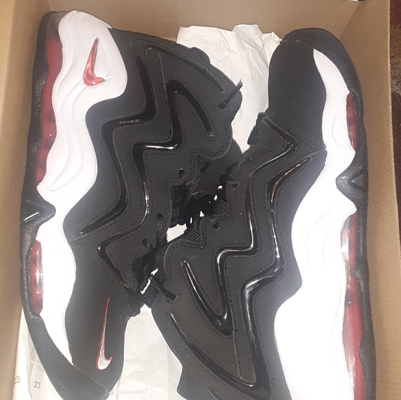 nike air pippen black varsity red (2015)